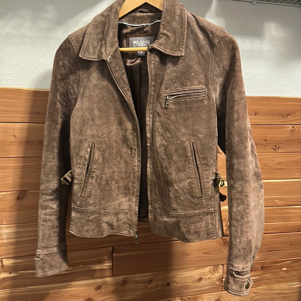 Wilson’s Vintage 1990’s Women’s Leather Jacket size S